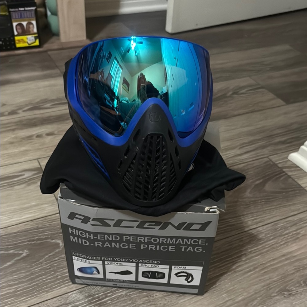 Virtue thermal paintball goggles with dual pane lens